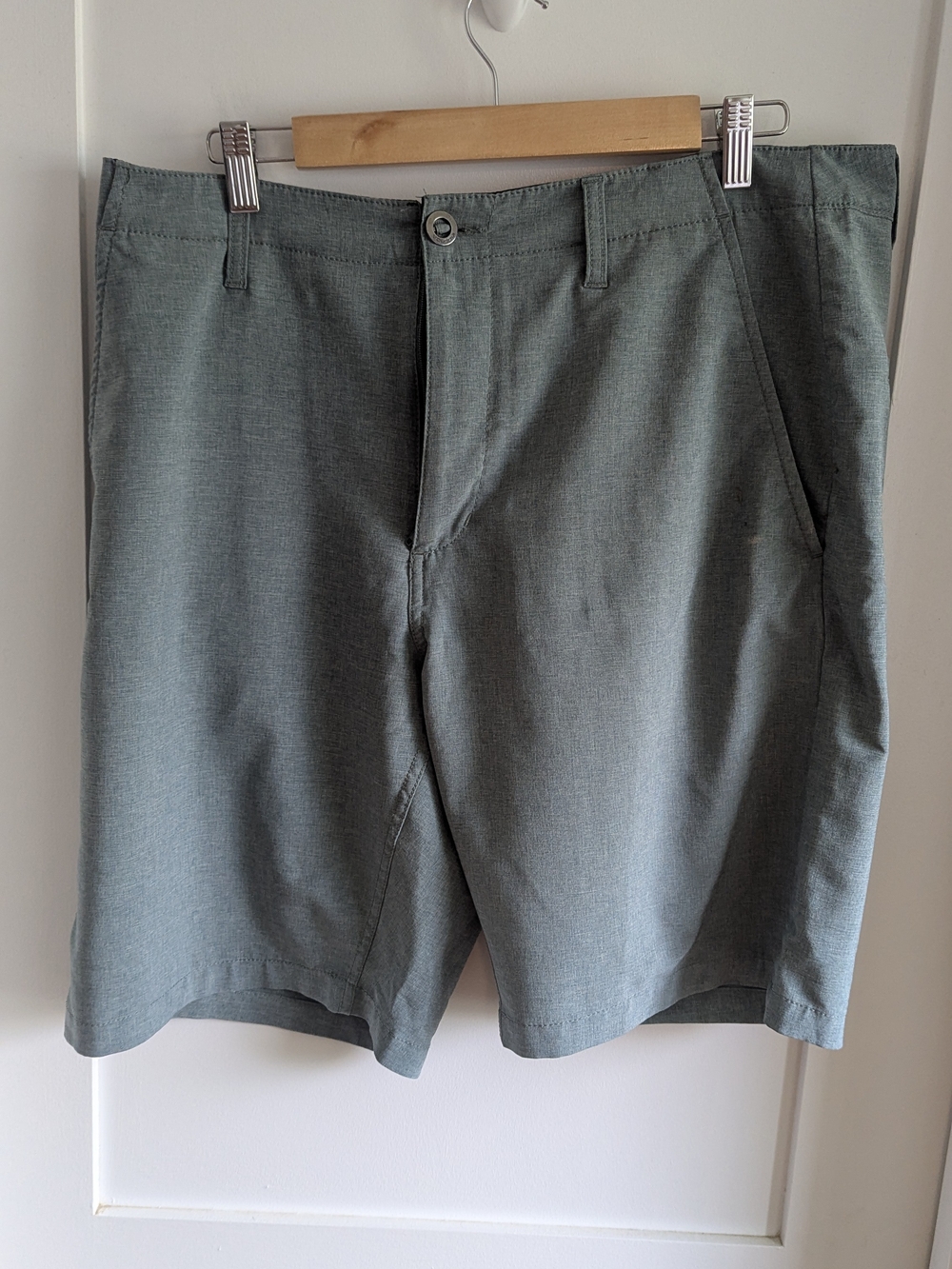 Volcom Men's Flat Front Shorts - Sage